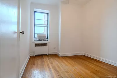 21 Barstow Road #5K, Great Neck, NY 11021 - Photo 24