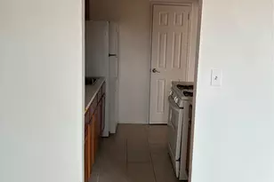 610 Waring Ave, Bronx, NY 10467 - Photo 8