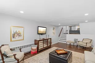 20 Vista Rd, Plainview, NY 11803 - Photo 24