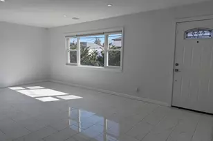 1 Munro Blvd, Valley Stream, NY 11581 - Photo 2