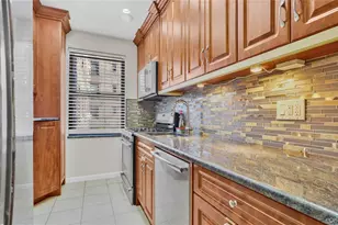 25-18 Union St, Flushing, NY 11354 - Photo 16