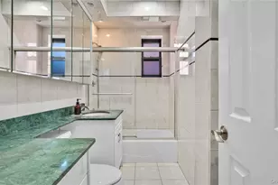 25-18 Union St, Flushing, NY 11354 - Photo 18