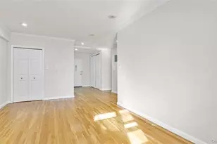 25-18 Union St, Flushing, NY 11354 - Photo 4