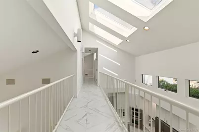 5 Waterford Way, Syosset, NY 11791 - Photo 30