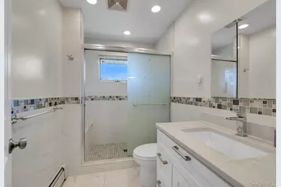 5 Hillvale Road, Syosset, NY 11791 - Photo 14