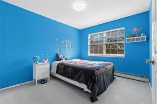 9 Village Dr, Medford, NY 11763 - Photo 22