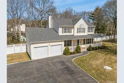 9 Village Drive, Medford, NY 11763 - Photo 38