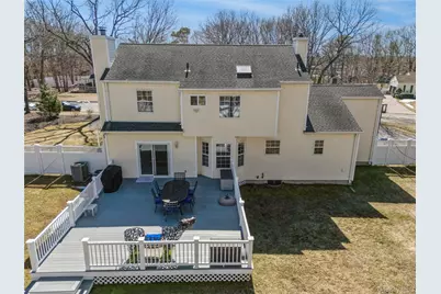 9 Village Drive, Medford, NY 11763 - Photo 34