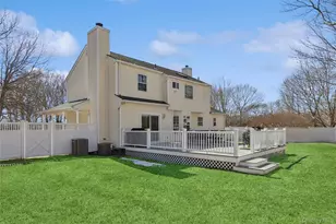 9 Village Dr, Medford, NY 11763 - Photo 26