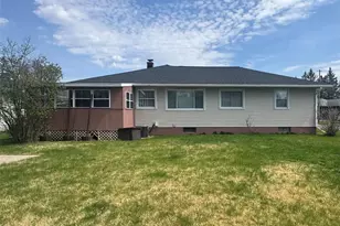 23 Crestwood Ave, Troy, NY 12180 - Photo 2