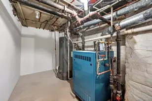 61-44 Eliot Ave, Middle Village, NY 11379 - Photo 40