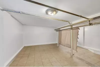 6144 Eliot Avenue, Middle Village, NY 11379 - Photo 38