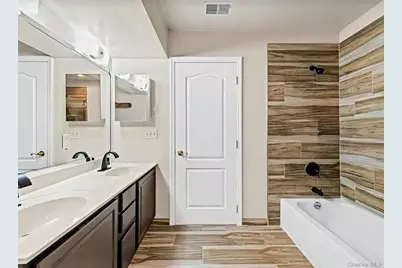 226-B Westside Avenue #B, Freeport, NY 11520 - Photo 10