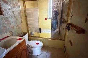 495 Rose Ave, West Hempstead, NY 11552 - Photo 10