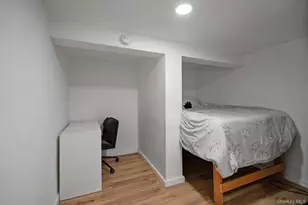 240-11 88th Ave, Bellerose, NY 11426 - Photo 32