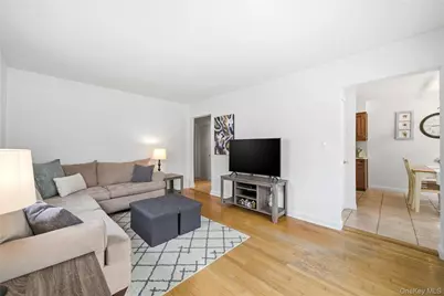 3031 Lowell Avenue, Wantagh, NY 11793 - Photo 14