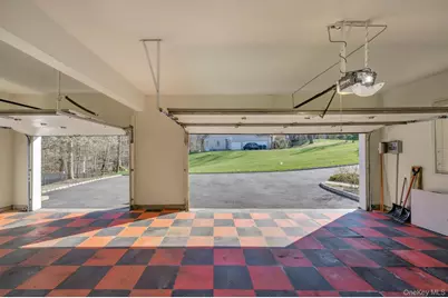 25 Charnwood Drive, Suffern, NY 10901 - Photo 28