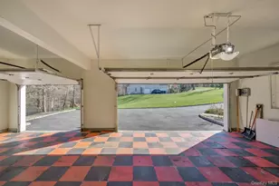 25 Charnwood Dr, Suffern, NY 10901 - Photo 28