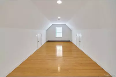 25 Charnwood Drive, Suffern, NY 10901 - Photo 14