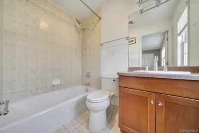 25 Charnwood Drive, Suffern, NY 10901 - Photo 18