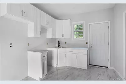 2040 Washington Avenue, Bronx, NY 10457 - Photo 10