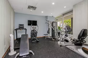 640 W 237th St, Bronx, NY 10463 - Photo 24