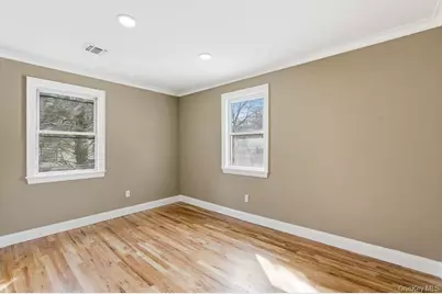 357 Deer Park Road, Dix Hills, NY 11746 - Photo 22