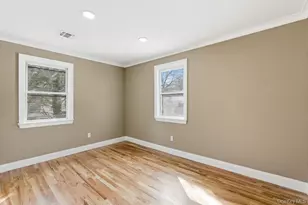 357 Deer Pk Rd, Dix Hills, NY 11746 - Photo 22