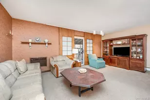 69-31 61st Rd, Middle Village, NY 11379 - Photo 8