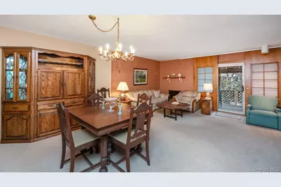 69-31 61st Road, Middle Village, NY 11379 - Photo 4