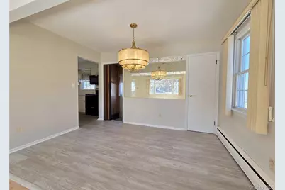 5 Hancock Street, Smithtown, NY 11787 - Photo 4