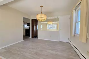 5 Hancock St, Smithtown, NY 11787 - Photo 4