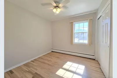 5 Hancock Street, Smithtown, NY 11787 - Photo 8