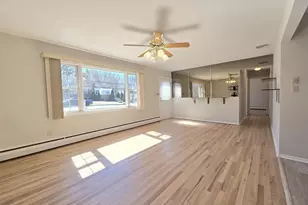 5 Hancock St, Smithtown, NY 11787 - Photo 2