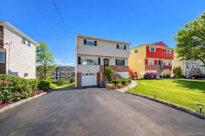 65 Skymeadow Place, Elmsford, NY 10523 - Photo 2