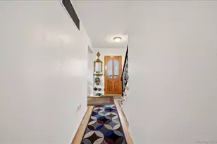 65 Sky Meadow Pl, Elmsford, NY 10523 - Photo 12