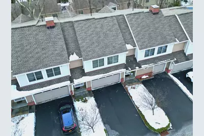 304 Boulder Ridge Road, South Salem, NY 10590 - Photo 2