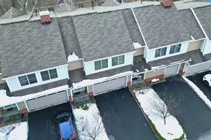 304 Boulder Ridge Rd, South Salem, NY 10590 - Photo 2