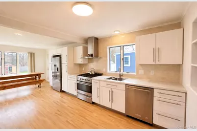 296 Bay Avenue, Patchogue, NY 11772 - Photo 6