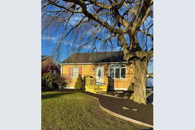 296 Bay Avenue, Patchogue, NY 11772 - Photo 2