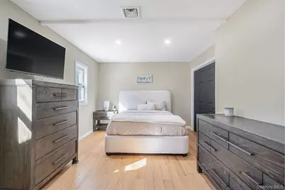 17 Fairway Drive, Manorville, NY 11949 - Photo 18