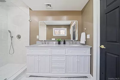 17 Fairway Drive, Manorville, NY 11949 - Photo 14