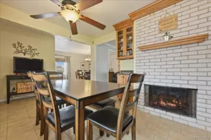 25 Gleaner Ln, Levittown, NY 11756 - Photo 12