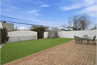 25 Gleaner Lane, Levittown, NY 11756 - Photo 30