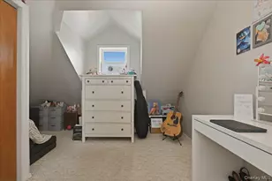 25 Gleaner Ln, Levittown, NY 11756 - Photo 24