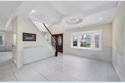 25 Virginia Avenue, Plainview, NY 11803 - Photo 6