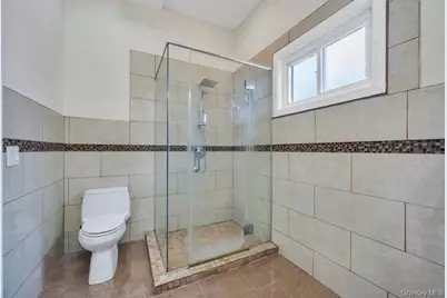 25 Virginia Avenue, Plainview, NY 11803 - Photo 14