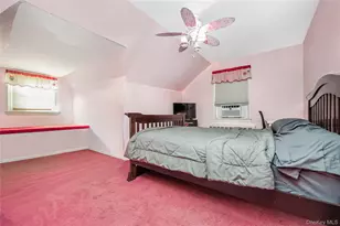 3647 Bernard Dr, Wantagh, NY 11793 - Photo 16