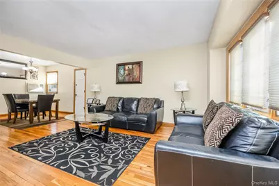 3647 Bernard Drive, Wantagh, NY 11793 - Photo 4