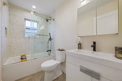 243 Mott Street, Oceanside, NY 11572 - Photo 20